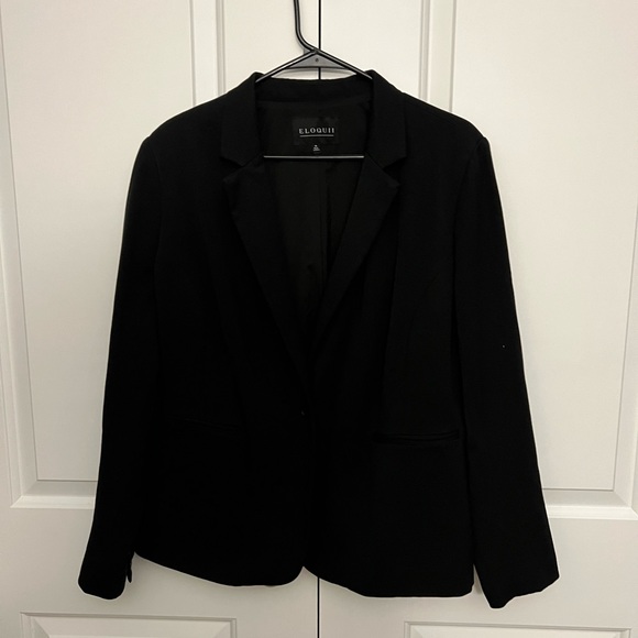ELOQUII Black Blazer - Picture 2 of 5